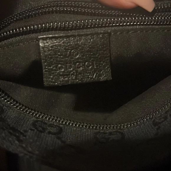 Vintage Gucci crossbody black with classic webbing - Picture 6 of 8